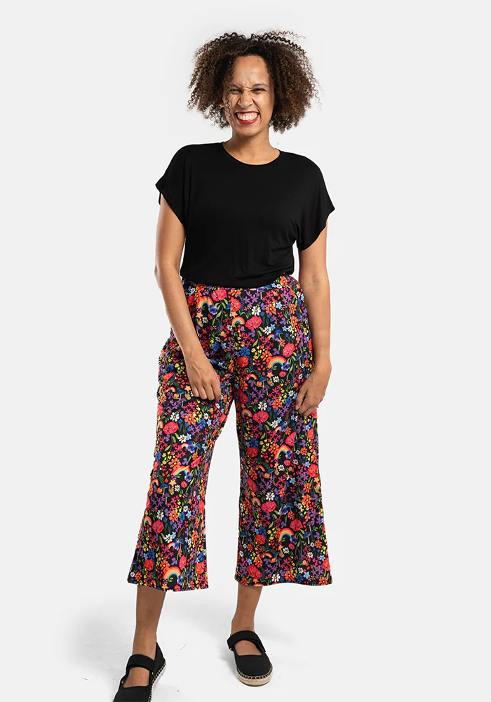 Amari Garden Rainbows Print Pull On Wide Leg Culotte Trouser - Image 4