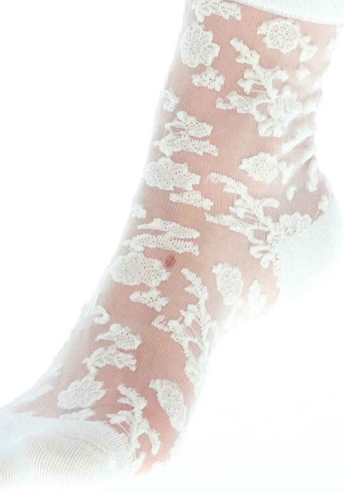 Cream Floral Bloom Sheer Ankle Socks - Image 3