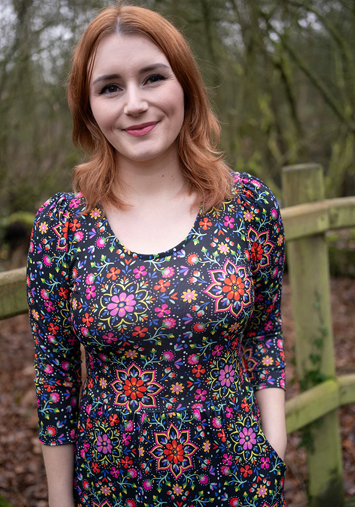 Dempsey Bright Floral Print Tiered Hem Midaxi Dress - Image 6