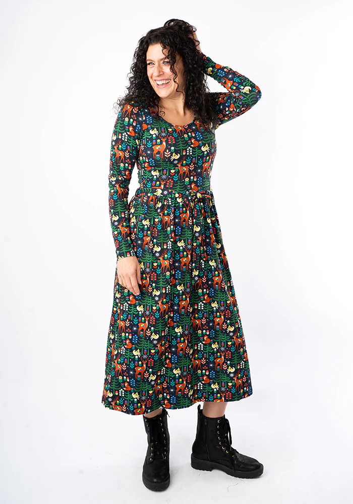 Edda Nordic Reindeer Print Cotton Midi Dress - Image 4