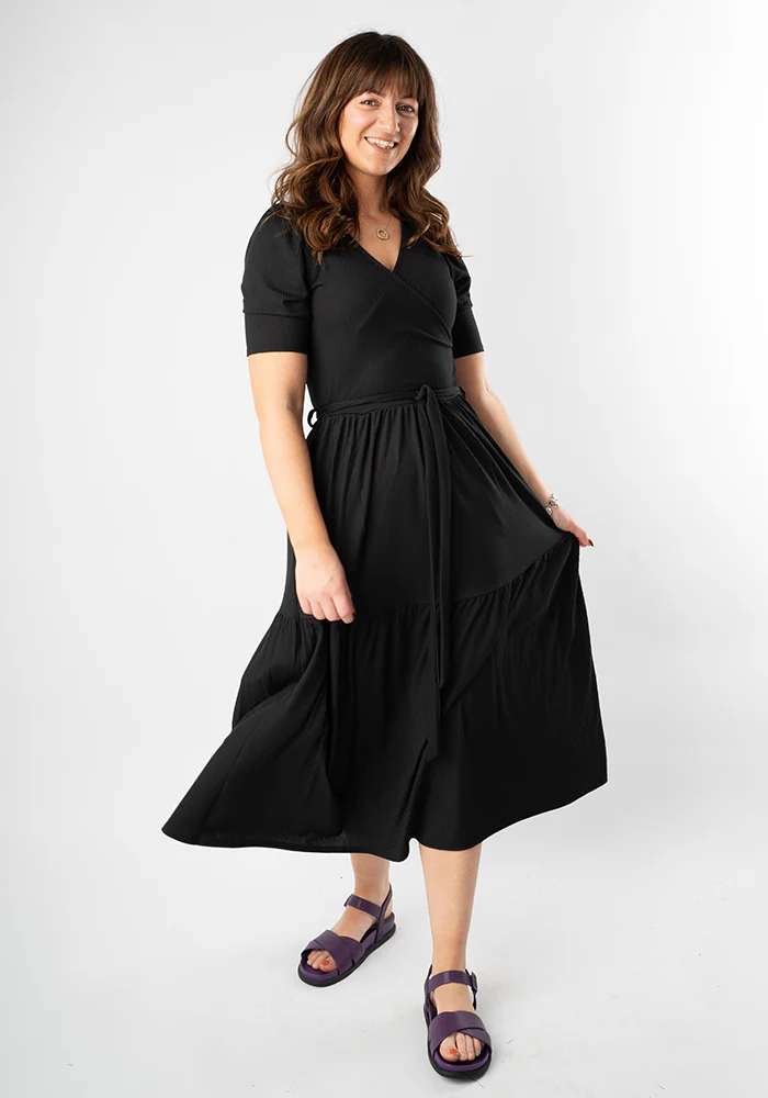 Evie Black Rib Brush Tiered Hem Midi Dress - Image 3
