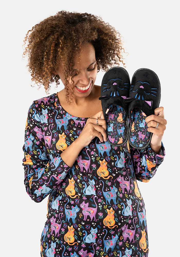 Fleuri Kitty Floral Print Pyjama Set - Image 11