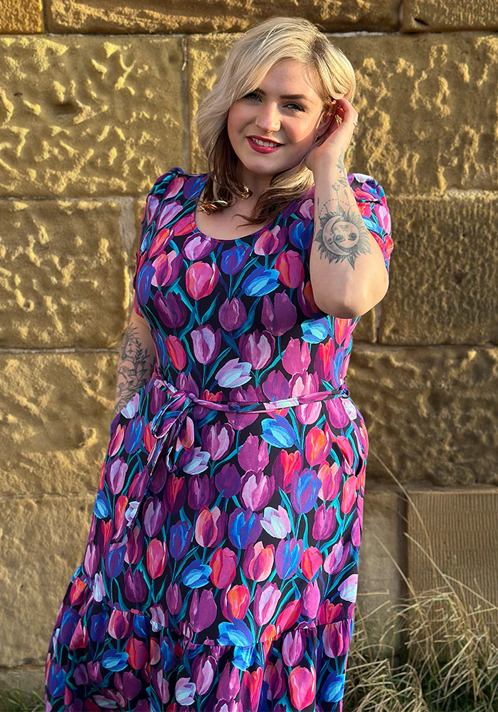 Gaenor Hand Painted Tulips Print Cotton Midaxi Dress - Image 4
