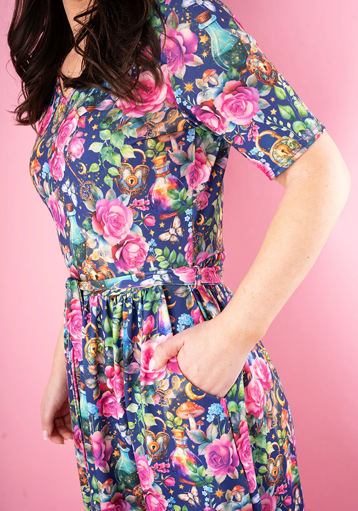 Isidore Love Potion Print Midi Dress - Image 9
