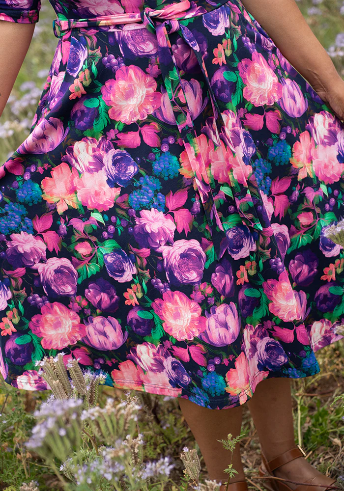 Jessamy Blurred Floral Print Cotton Swing Dress - Image 10
