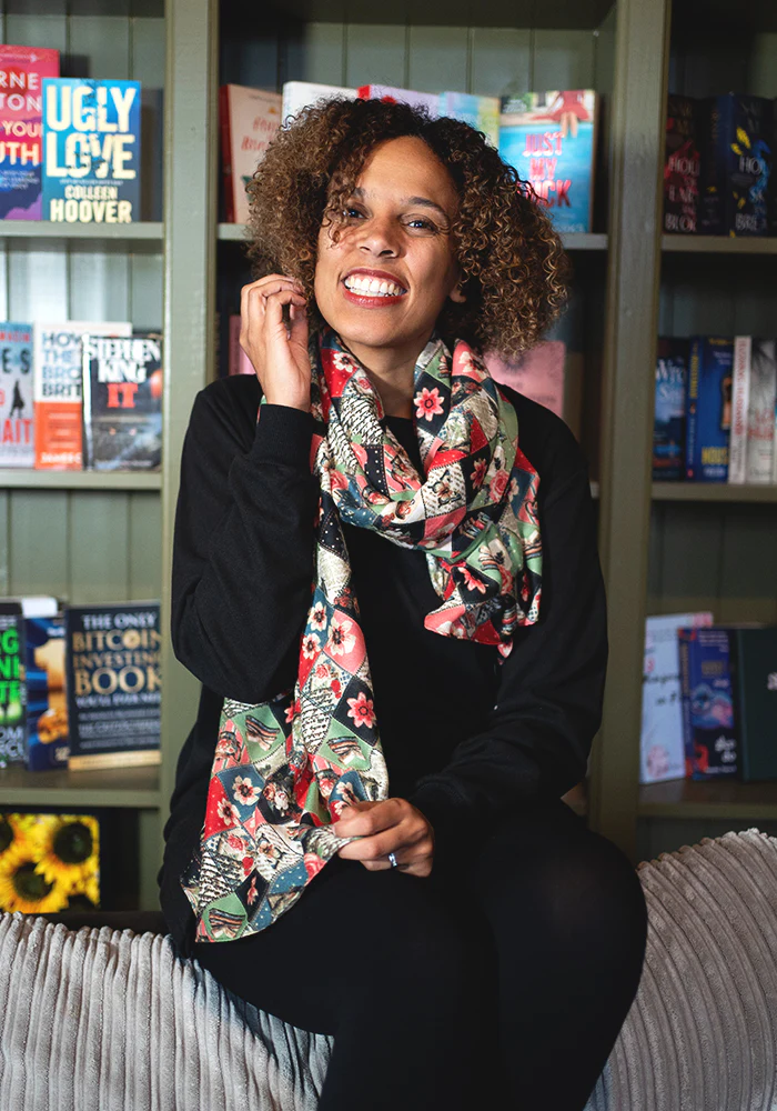 Colourful Women's Lightweight Printed Scarf - Journals Print - Image 6