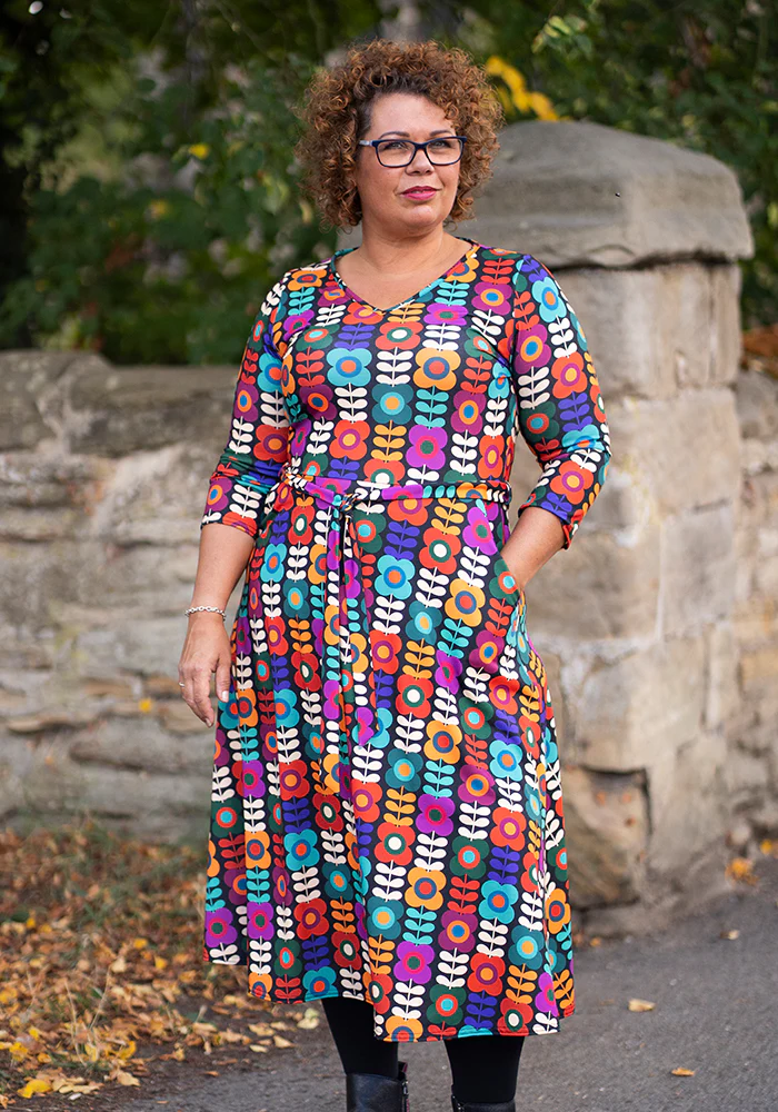 Kallie Retro Flower Print Midi Dress - Image 9