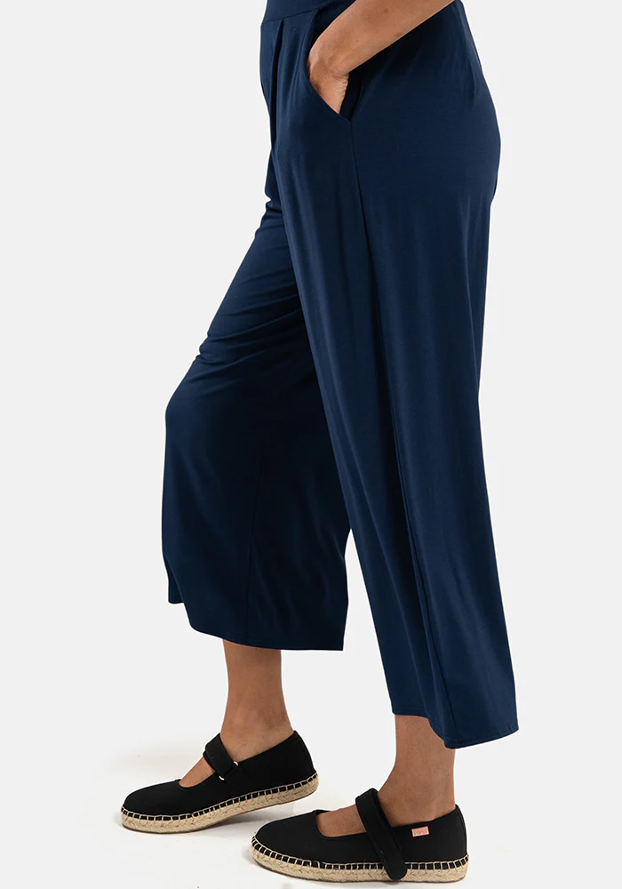 Lexus Navy Viscose Culotte Trousers - Image 3