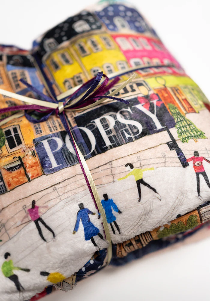 London Print Plush Throw Blanket (Pop-Under)
