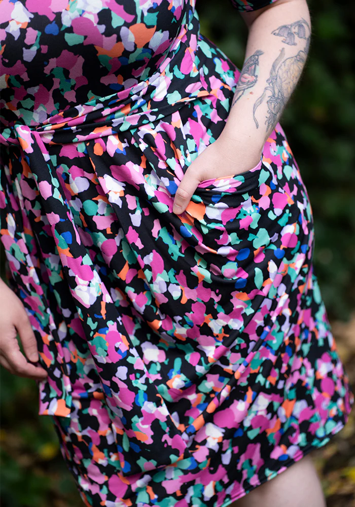Michaela Confetti Print Tie Waist Dress - Image 5