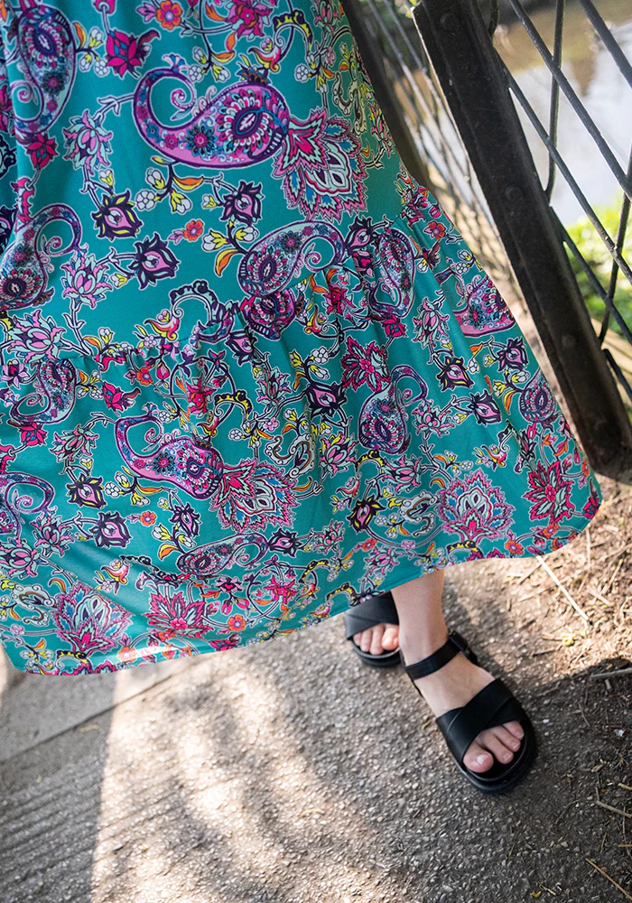 Milani Damask Paisley Print Tiered Hem Midaxi Dress - Image 7