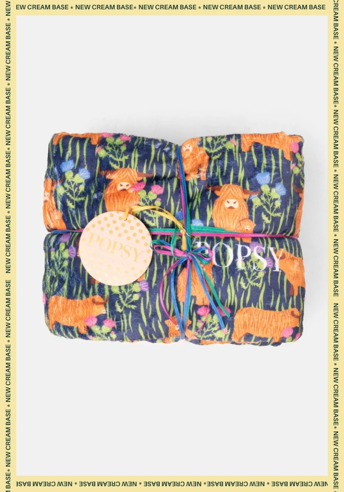 Pop-under Highland Cow Print Plush Blanket