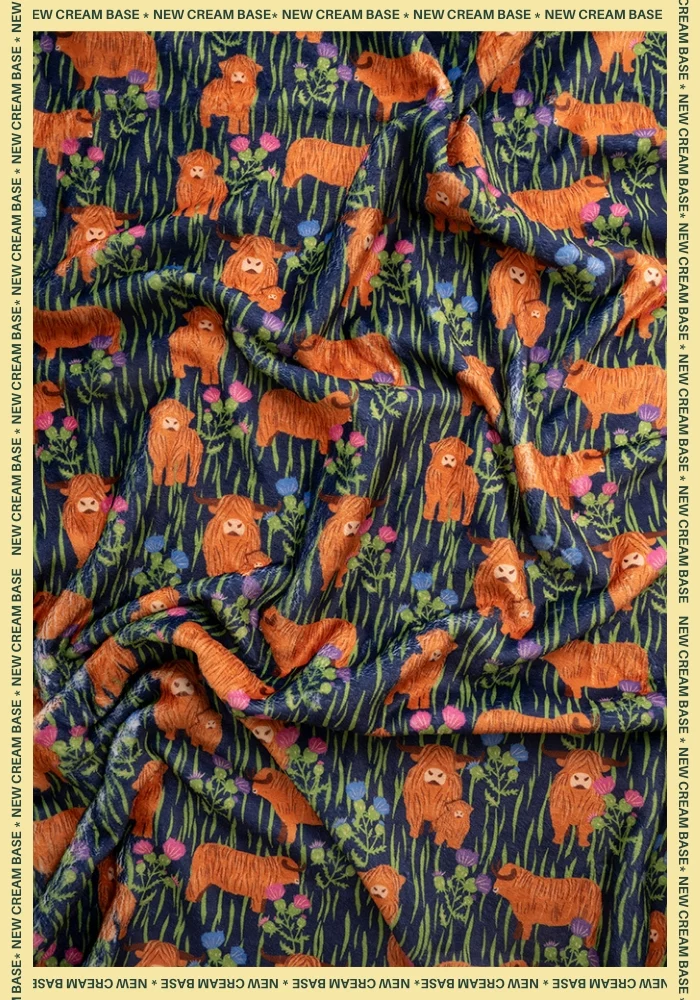 Pop-under Highland Cow Print Plush Blanket - Image 3
