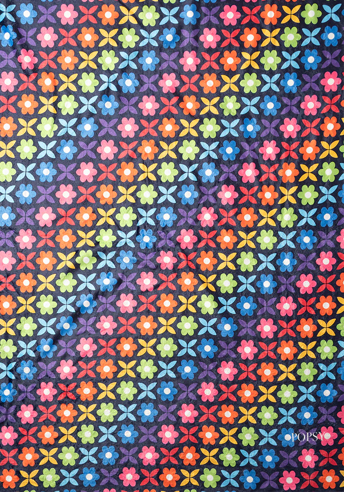 Pop-under Retro Rainbow Floral Print Plush Blanket - Image 5