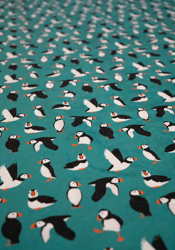 Puffin Print Jumbo Bath Sheet - Image 3