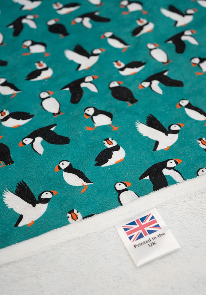 Puffin Print Jumbo Bath Sheet - Image 4