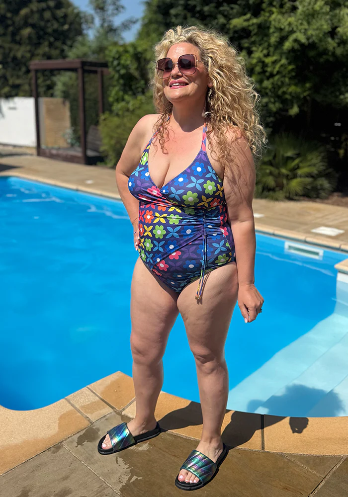 Retro Flower Print Halter Neck Swimsuit - Image 3