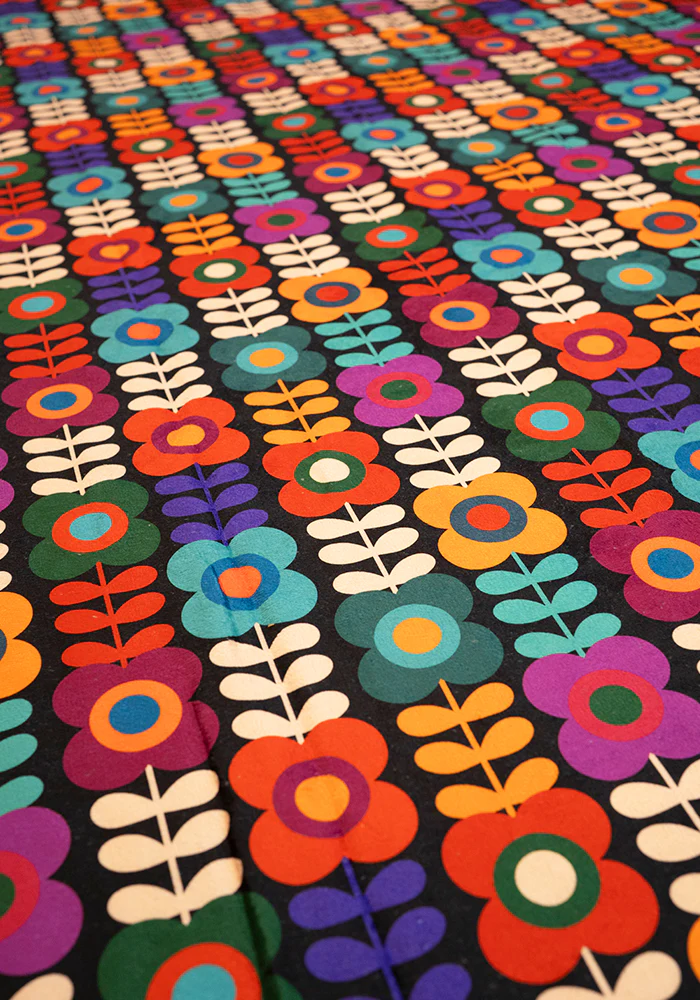 Retro Flower Print Jumbo Bath Sheet - Image 4