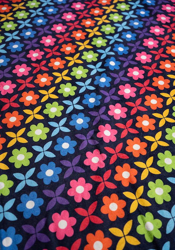 Retro Rainbow Print Jumbo Bath Sheet - Image 3
