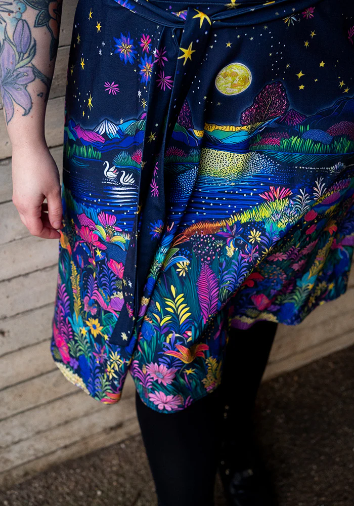 Rhianna Moonlit Lake Border Print Dress - Image 5