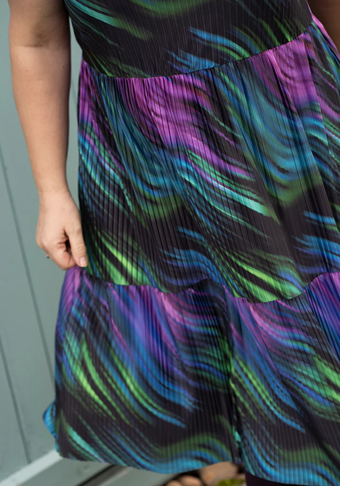 Zahira Inky Swirl Print Tiered Hem Dress - Image 10
